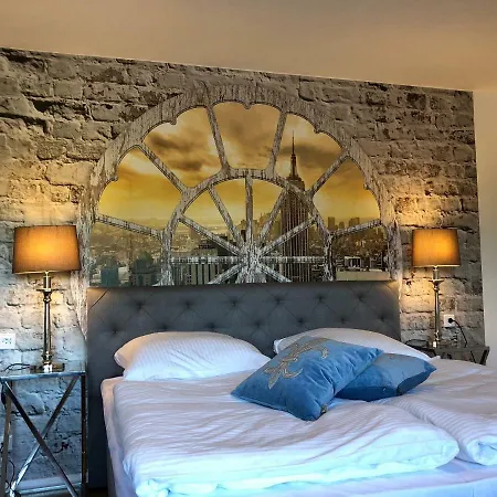 Wondervolles Zuhause Auf Zeit Lejlighed Moers Eksteriør billede
