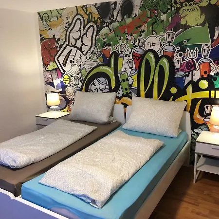 Wondervolles Zuhause Auf Zeit Lejlighed Moers Eksteriør billede